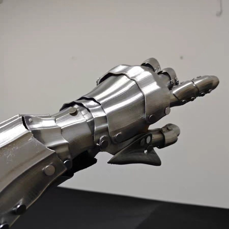 إكسسوار تكنولوجي للتنكر بأسلوب - مراجعة 3D Printing Knight Armor وسعره
